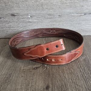 Leegin Leather Western Belt in Rustic Brown with Contrast Stitching 36